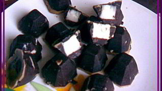 Баунти по-украински — сало в шоколаде