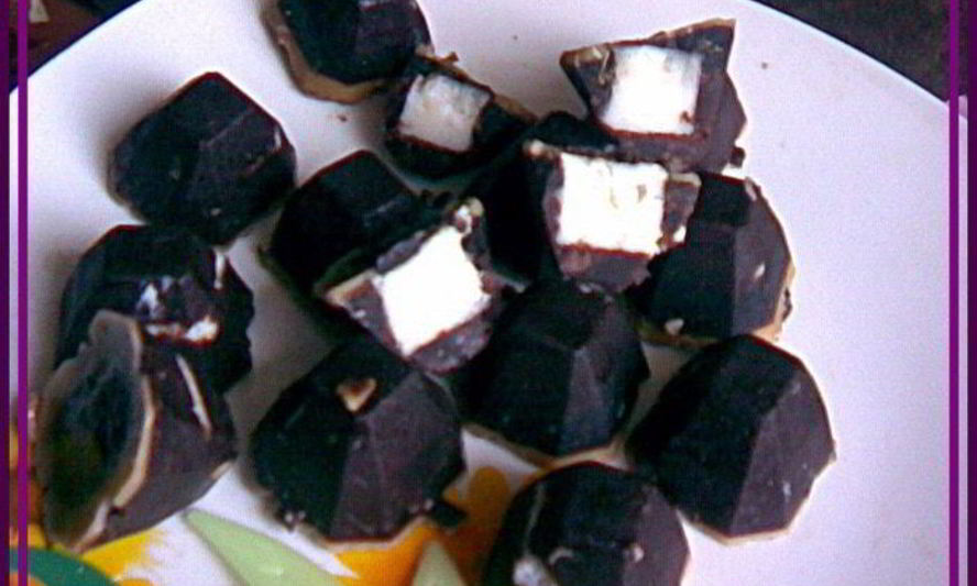 Рецепт баунти по-украински — сало в шоколаде