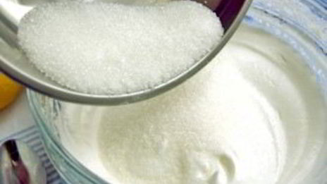 безе с ягодами