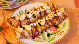 Французские блинчики с яблоками и безе