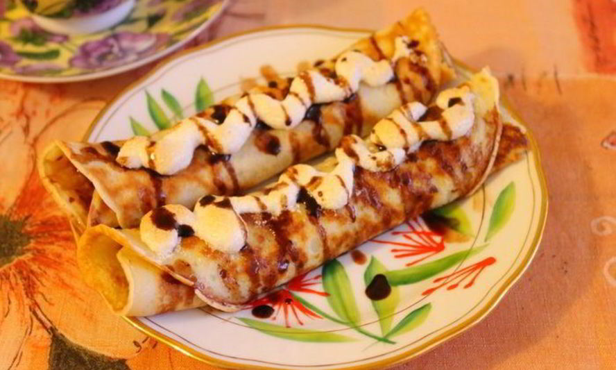 Рецепт французские блинчики с яблоками и безе