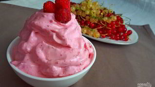 Быстрый десерт Малиновые облака