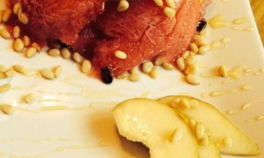 Рецепт десерта из арбуза и сыра