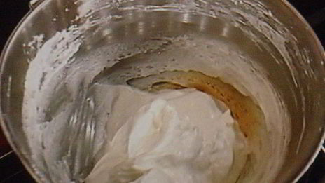 десерт клубничная павлова