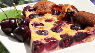 Французский вишневый Клафути