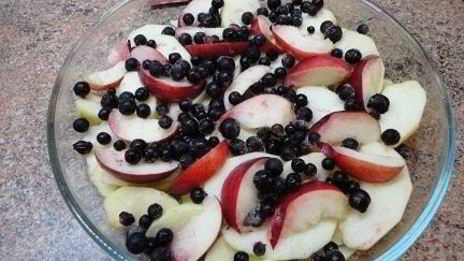 фруктово-ягодный крамбл