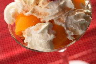 Имбирные персики на гриле с малиной