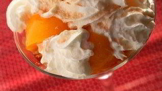 Имбирные персики на гриле с малиной