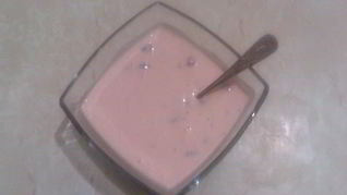 Йогурт домашний с клубникой