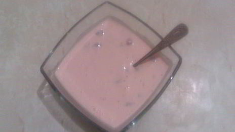 йогурт домашний с клубникой