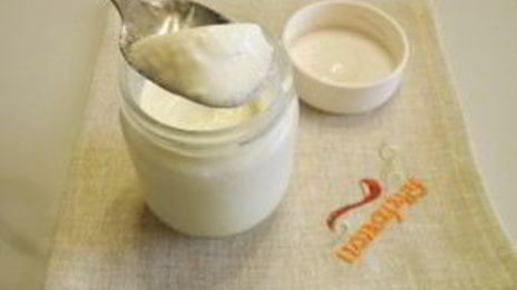 йогурт с фруктами в йогуртнице