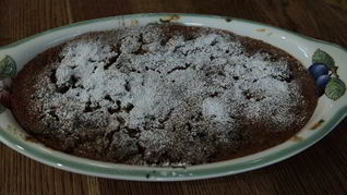 Хлебный пудинг с черносливом и изюмом