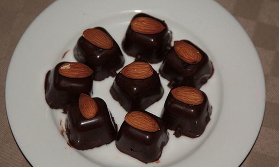 Рецепт домашние конфеты с вишневым ликером