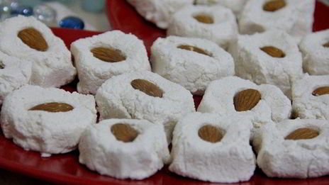 конфеты божество