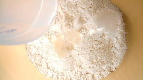 конфеты из сосисок