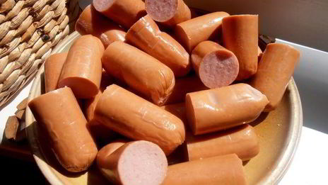 конфеты из сосисок