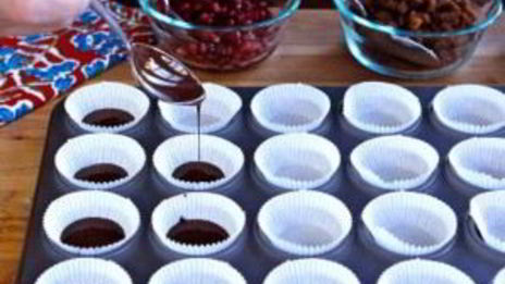 конфеты из темного шоколада