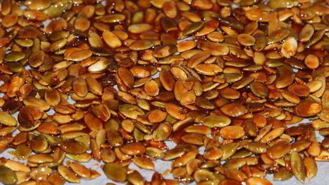 конфеты ореховый микс с клюквой