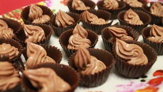 Конфеты с шоколадно-сливочной начинкой