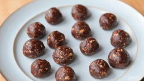 шоколадные конфеты с орехами и коньяком