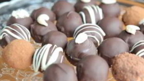 шоколадные конфеты с орехами и коньяком