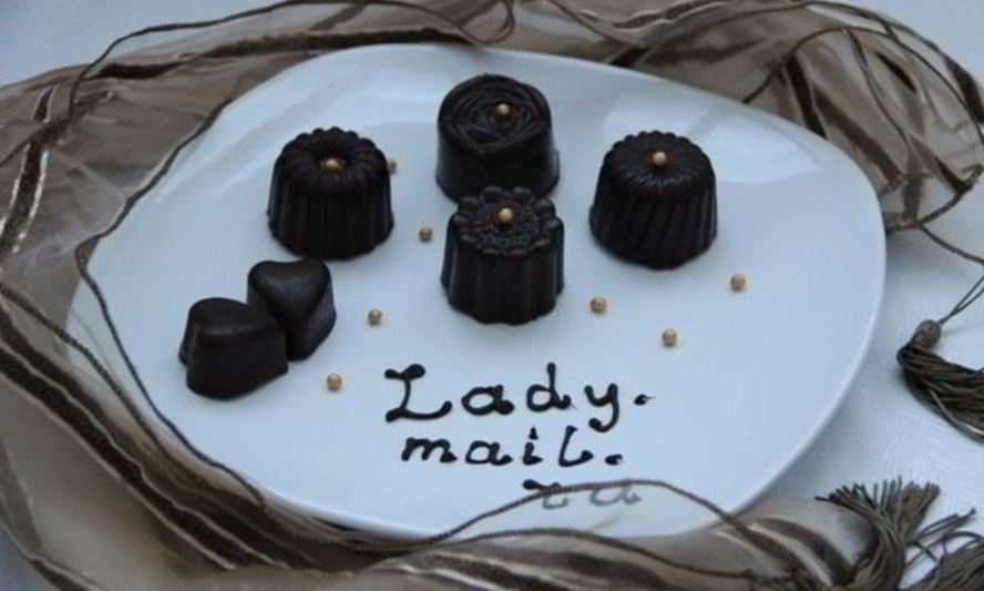 Рецепт шоколадные конфеты с творожно-клубничной начинкой