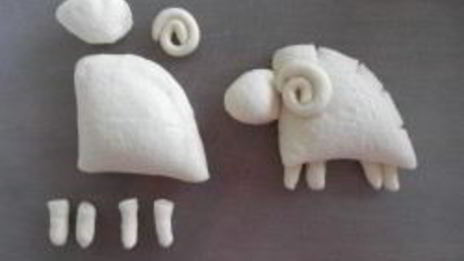 булочки с кремом в виде барашек