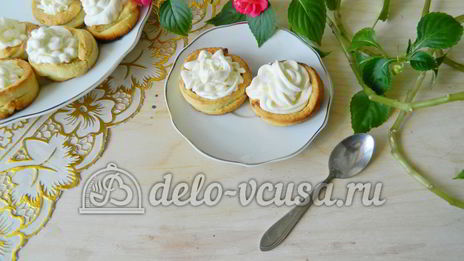 корзинки со сливочным кремом