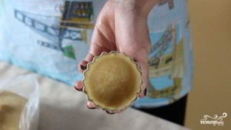 корзиночки с фруктами и кремом