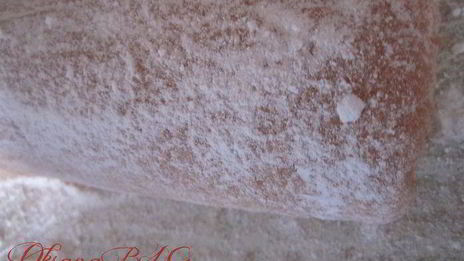 необыкновенно нежный бисквитный рулет с молочно-масляным кремом