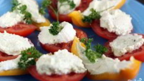 помидоры с сырным кремом