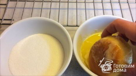 пончики с ванильно-шоколадным кремом