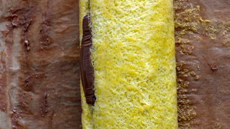 рулет с кремом два шоколада