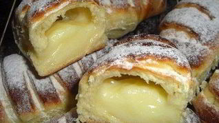 Сдобная булочка Крем-де-Паризьен