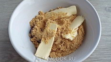 шоколадные корзинки с кремом и фруктами