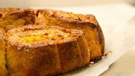 улитки из творожного теста с творожным кремом и яблоками