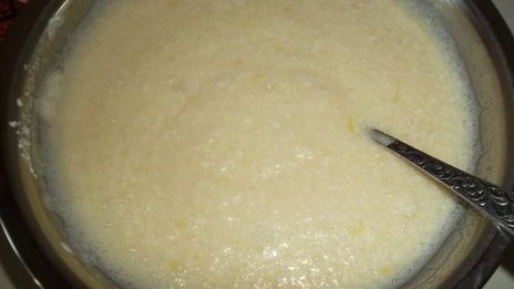 манный пудинг с изюмом