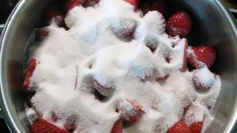 клубнично-ревеневый мармелад