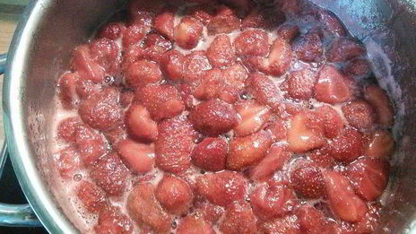 клубнично-ревеневый мармелад