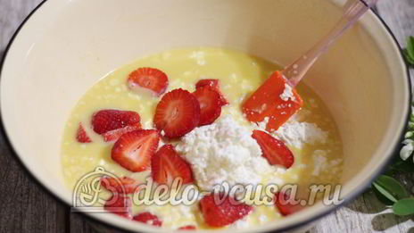 клубничное мороженое