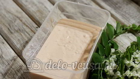 клубничное мороженое