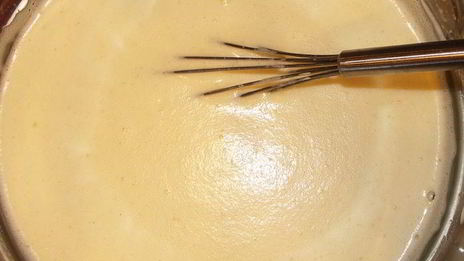 медовое мороженое с кизилом и ананасом