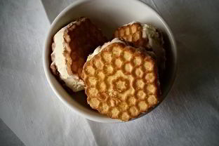 Мороженое с медом и соленым крекером