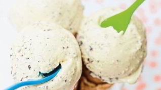 Мороженое Страчателла с белым шоколадом