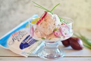 Селедочное мороженое с крабовой крошкой