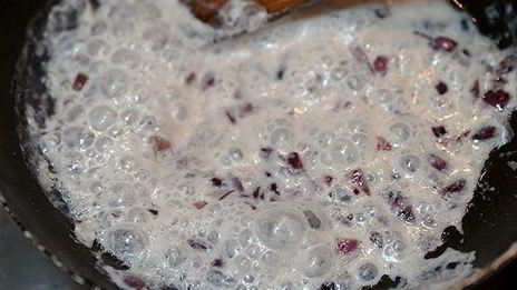 селедочное мороженое с крабовой крошкой