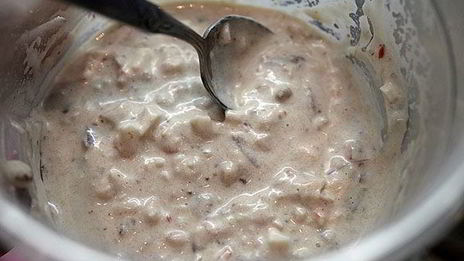 селедочное мороженое с крабовой крошкой