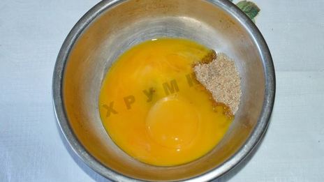 шоколадное мороженое с орехами в блендере