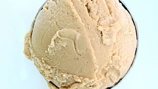 Сливочное кофейное мороженое