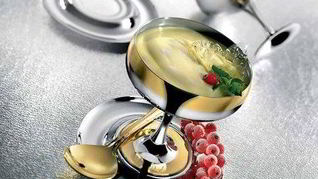 Тропическое мороженое из йогурта